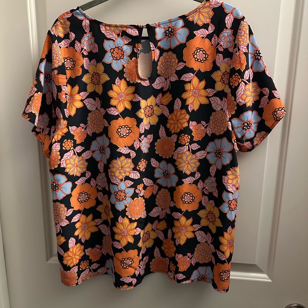 Modcloth Delightful Demeanor Top in Retro Floral - Picture 2 of 3